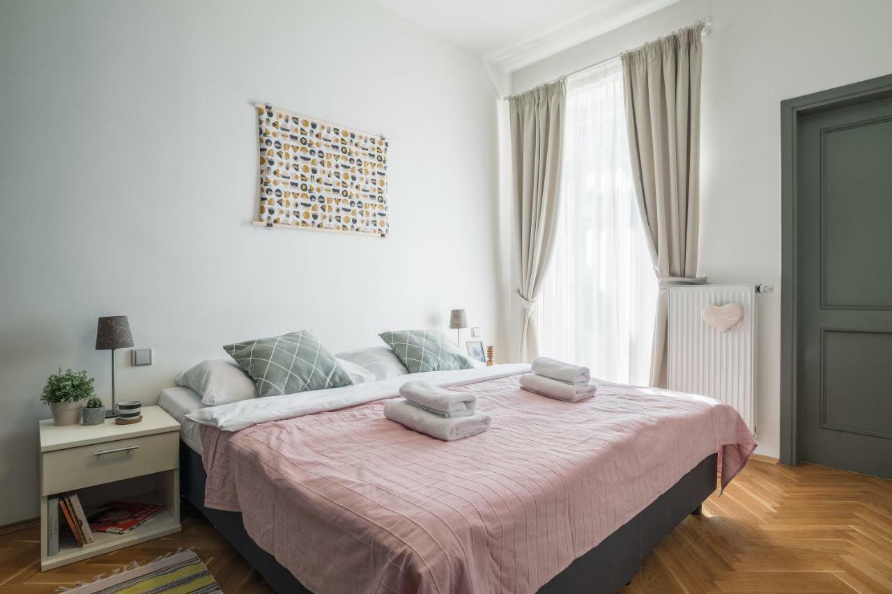 Art Apartments Prague II Экстерьер фото