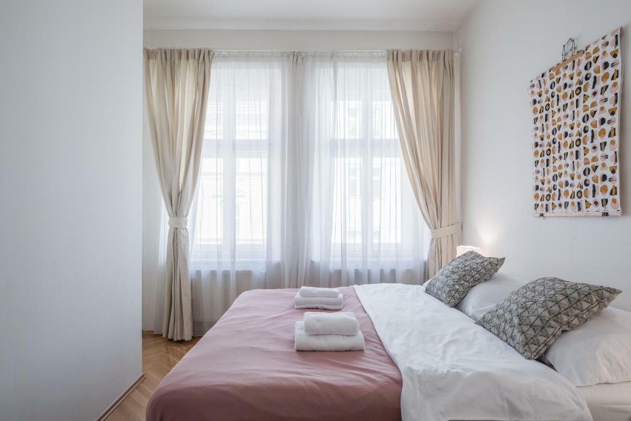 Art Apartments Prague II Экстерьер фото